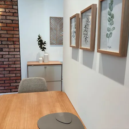 Hozo 7 Apartamento